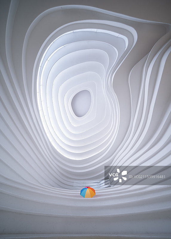 “虫洞”图片素材