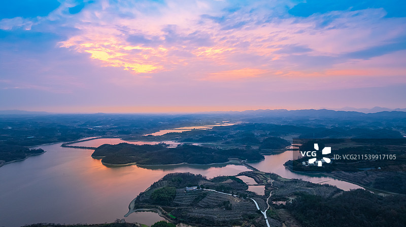 湖北黄冈蕲春新农村山水风景图图片素材