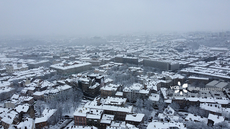 航拍乌克兰利沃夫2021年12月离俄乌战争开始2个月前的街道风景图片素材
