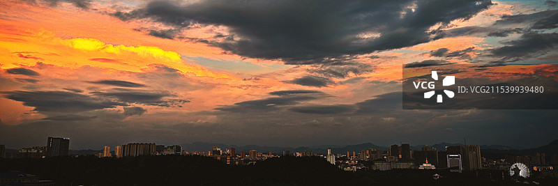 小城暮色图片素材