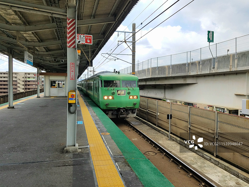 日本滋贺县大津市，JR西日本琵琶湖湖西线的比叡山坂本车站图片素材