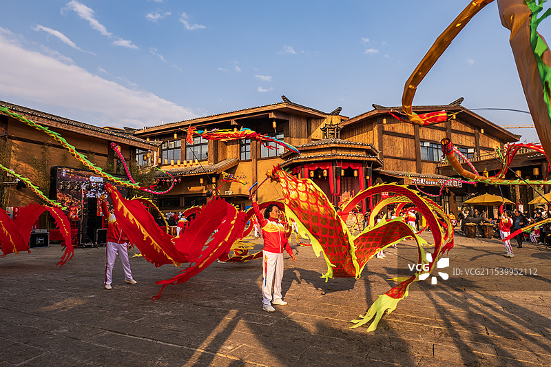 南岳里舞龙表演图片素材