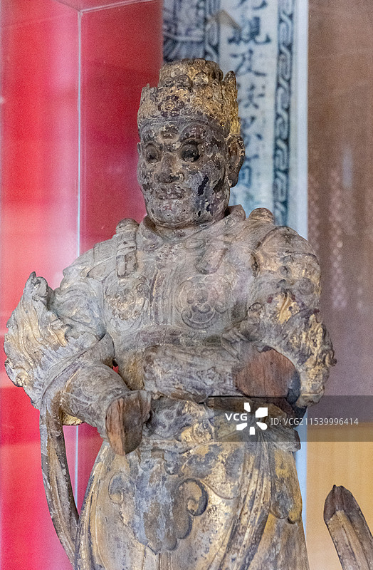 云南大理市博物馆大理市风仪镇北汤天村法藏寺明代木雕四大天王图片素材