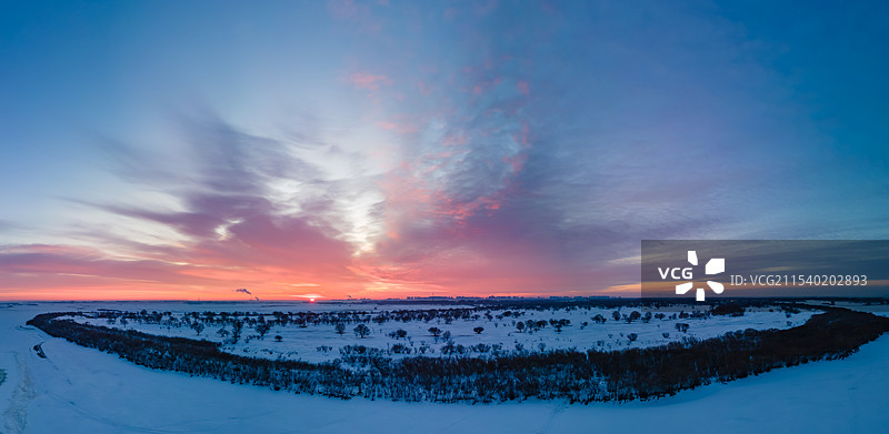航拍冬天湿地日出风景图片素材