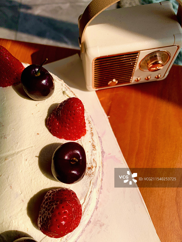 自制水果蛋糕图片素材