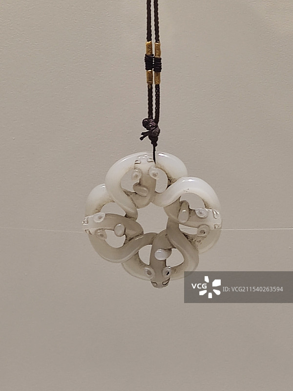 镂空玉坠-杭州博物馆图片素材