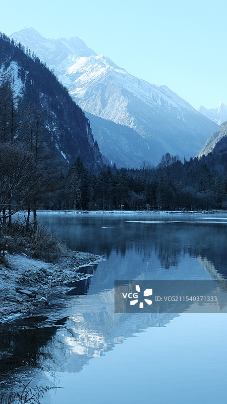 雪后四姑娘山图片素材