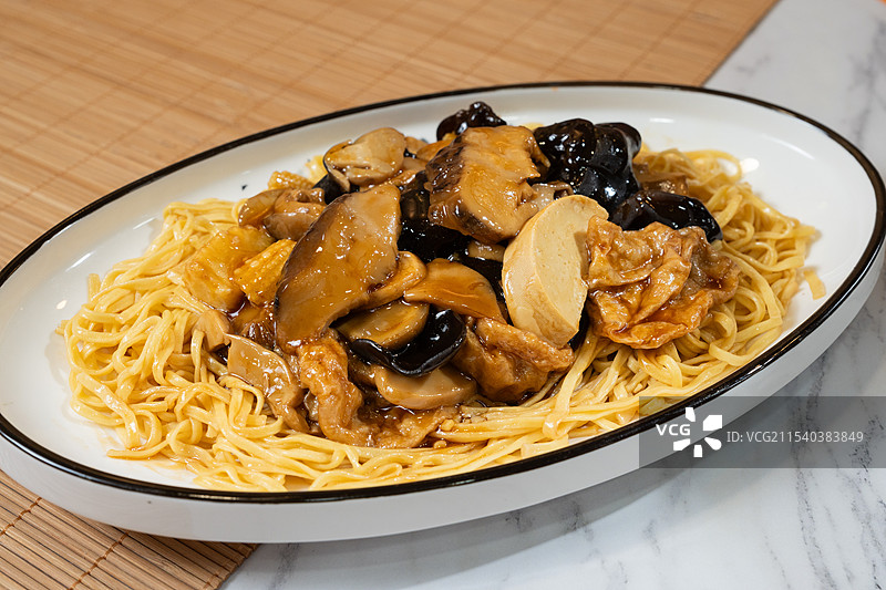 素食罗汉斋炆伊面图片素材