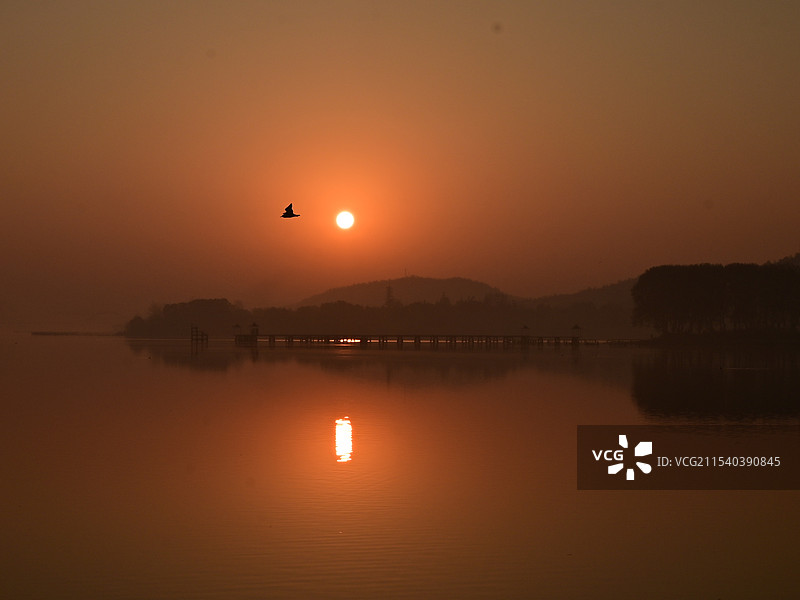 武汉东湖友格岛日出图片素材