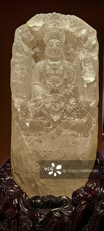 中国非遗传承～玉雕，天然水晶 地藏王菩萨图片素材