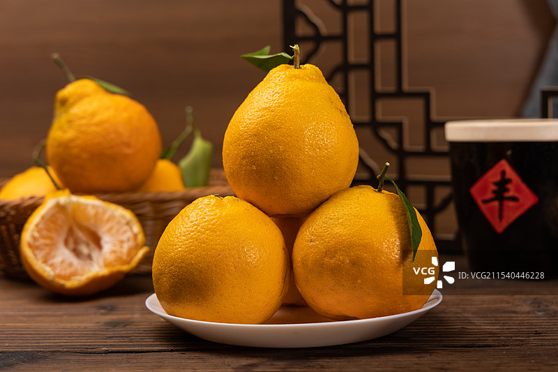 新鲜的春见耙耙柑图片素材