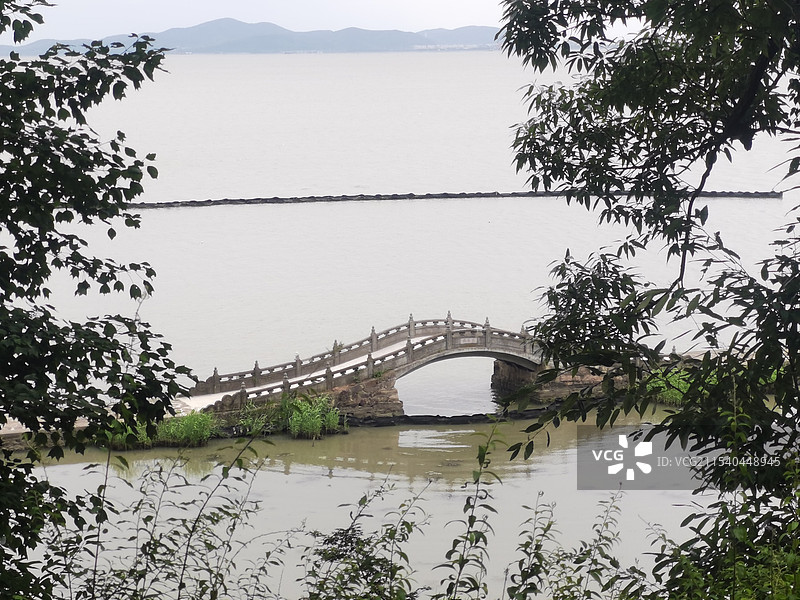 无锡市鼋头渚 万浪卷雪 万浪桥 风景这边独好图片素材