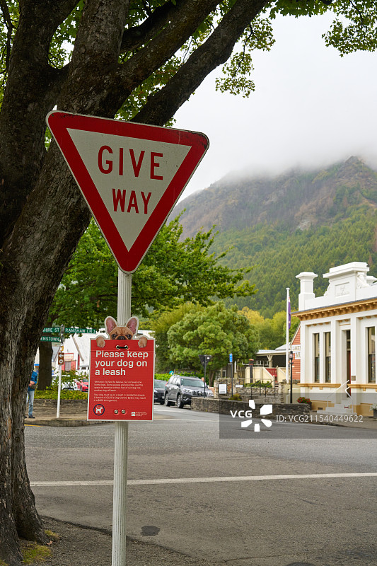 路口标志图片素材