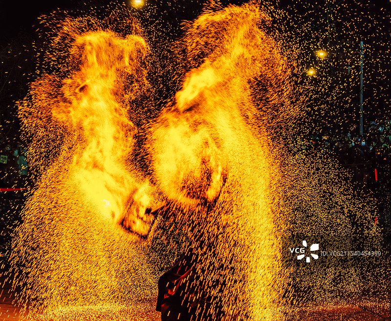 非物质文化遗产火壶表演图片素材