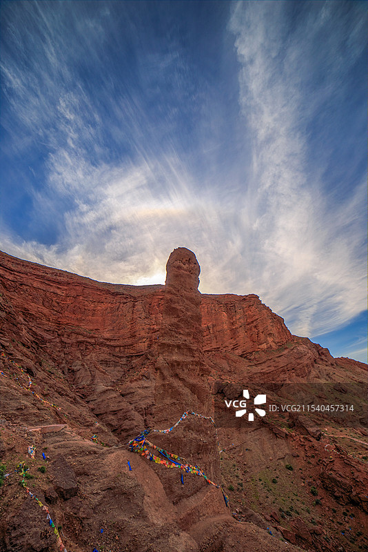 人根峰日晕图片素材