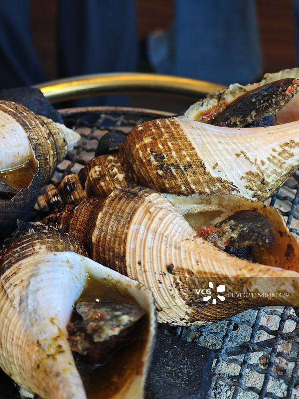 炭烧响螺 管角螺 海螺 现代潮菜 海味珍品 潮汕菜 粤菜分支 中式菜肴 《煮海》汕头市黑珍珠餐厅图片素材