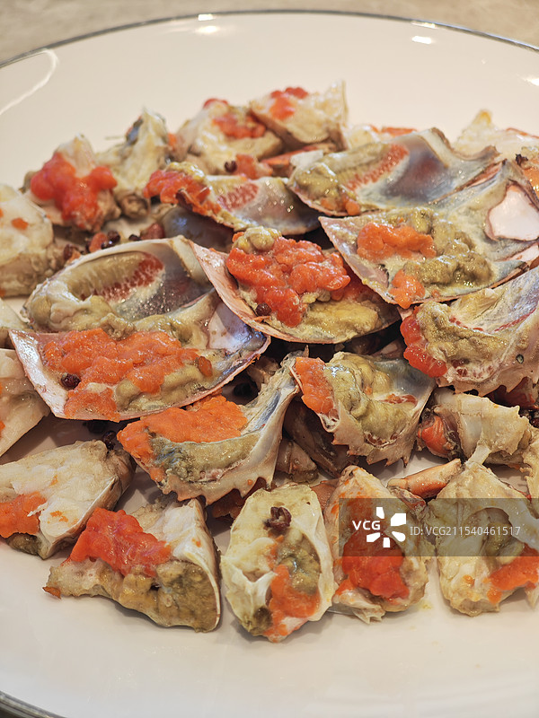 花椒焗膏蟹 现代潮菜 潮汕菜 粤菜分支 中式菜肴 盘子里的食物特写 《煮海》汕头市黑珍珠餐厅图片素材