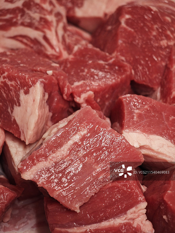 牛腩块 生牛肉块 澳洲牛肉 肥瘦相间的牛肉纹理 肥牛脂肪和肌肉纤维 大理石花纹图片素材
