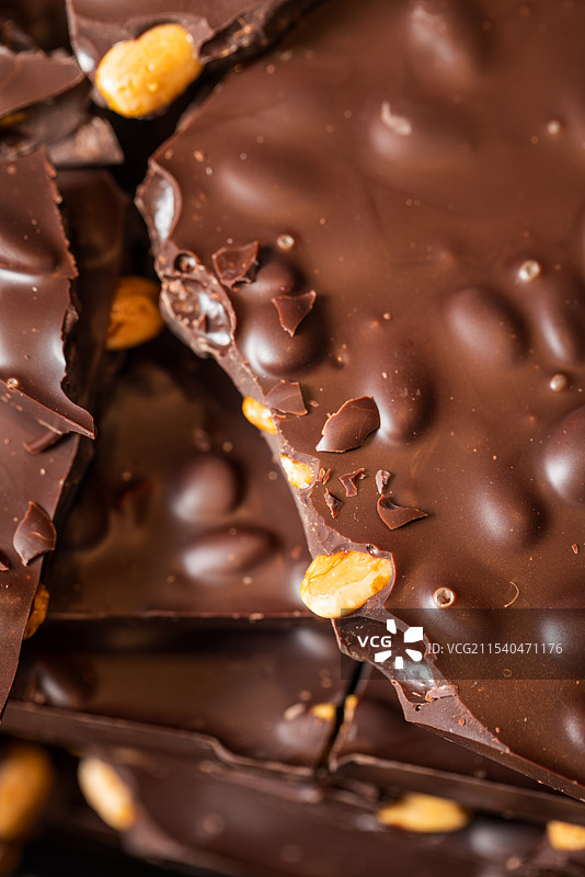 杏仁花生巧克力特写图片素材