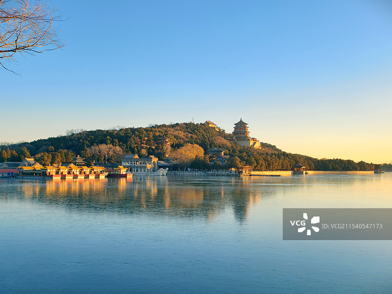 颐和园昆明湖石舫排云殿图片素材
