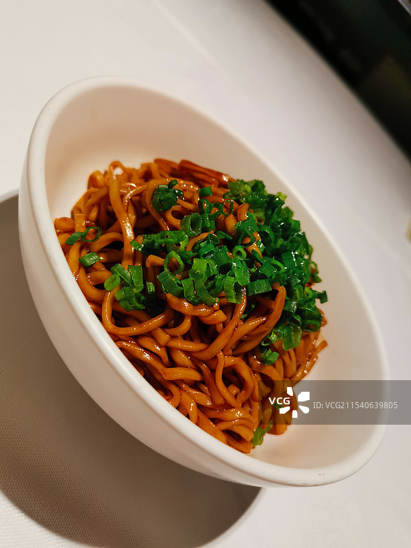 葱油拌面图片素材