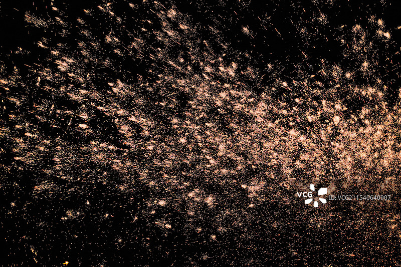 铁花飞舞图片素材