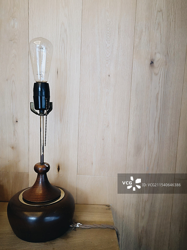 复古老式台灯图片素材