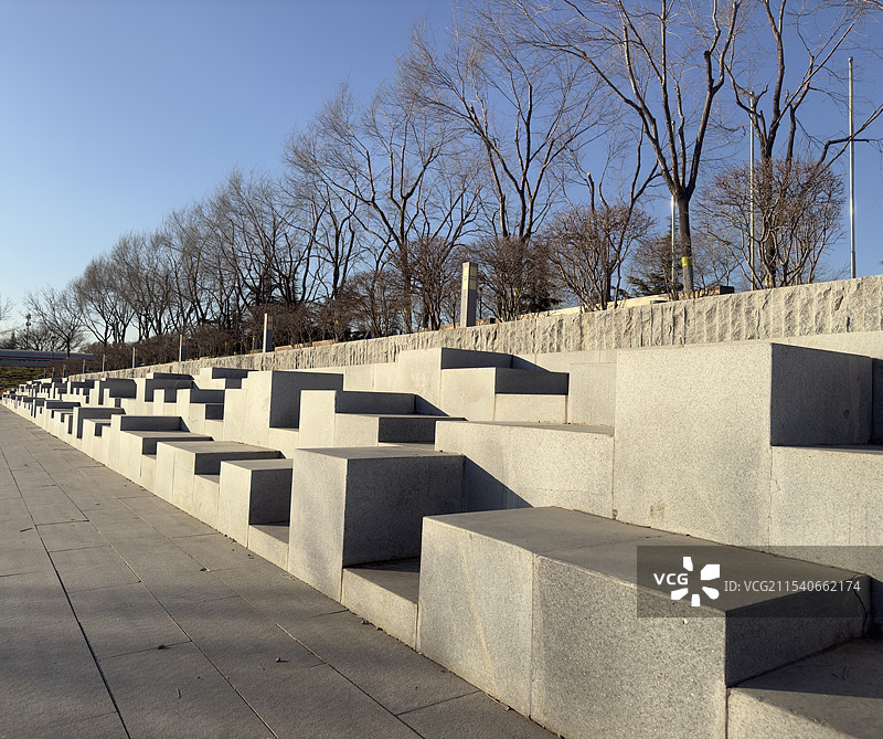 冬日阳光琴键图片素材