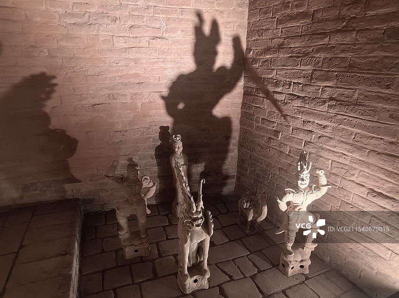 洛阳古墓博物馆的镇墓兽图片素材