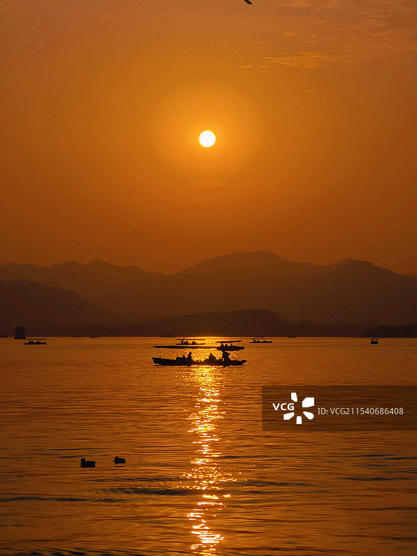 夕阳下的西湖1图片素材