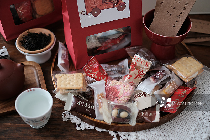 元旦春节喜庆糖果等图片素材