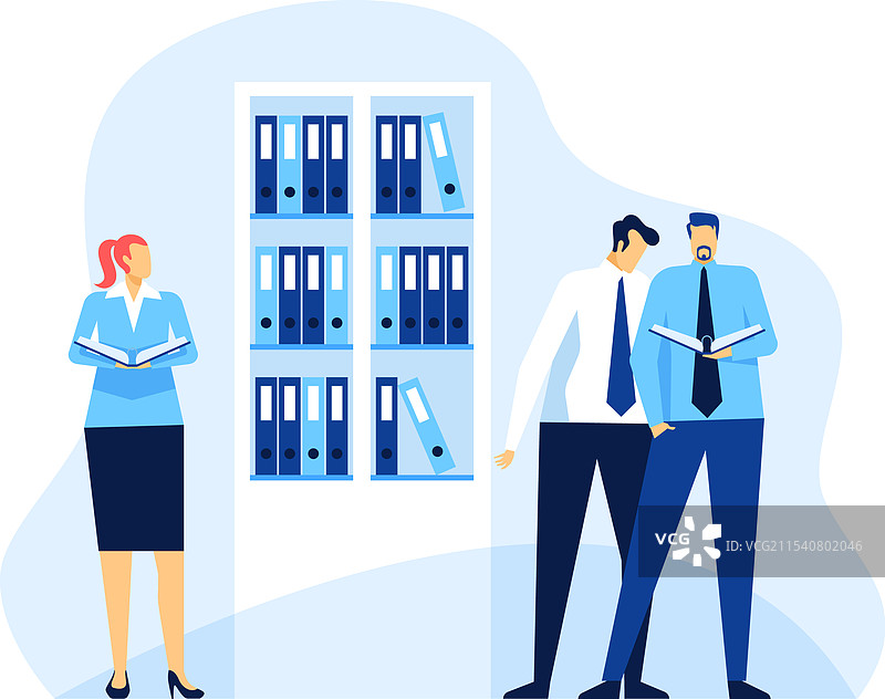 办公室工作人员在阅读文件和进行咨询图片素材