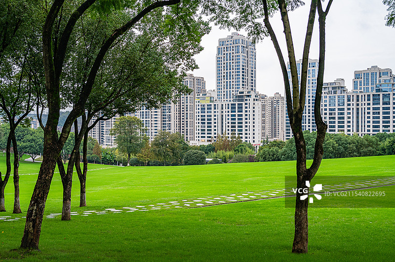 重庆市渝北区中央公园与城市建筑图片素材