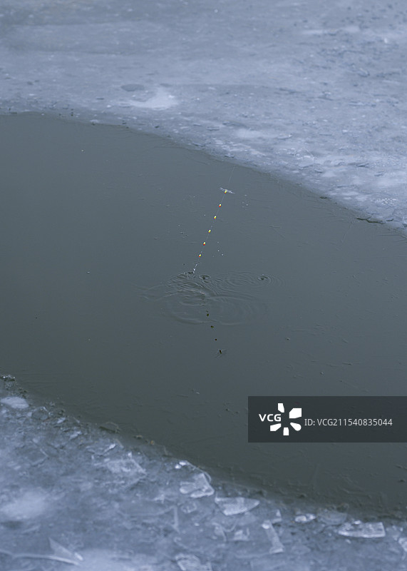 冬季海河垂钓图片素材