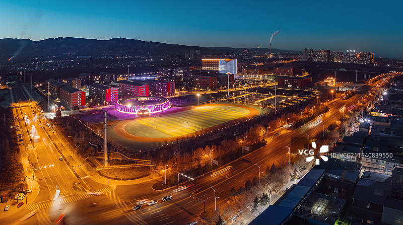 山西电子科技学院夜景图片素材