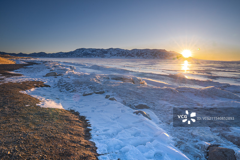 冰推日出图片素材