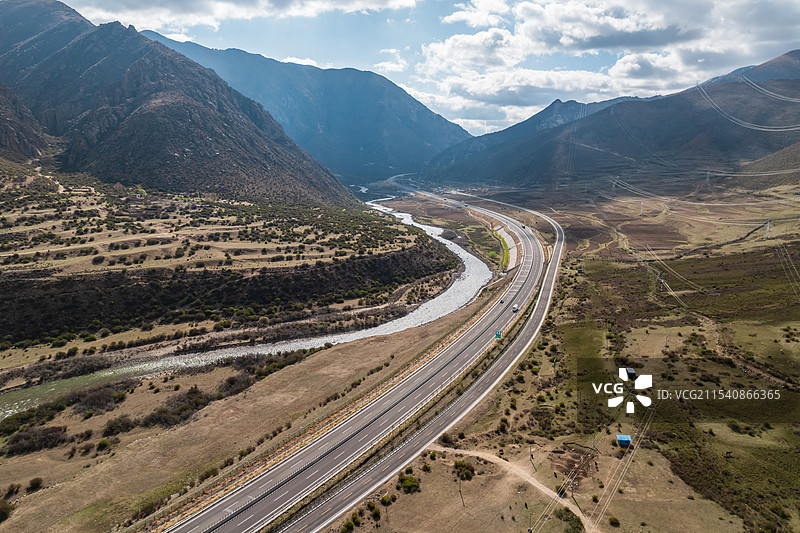 西藏拉萨林芝雅叶高速公路G4218航拍风光图片素材
