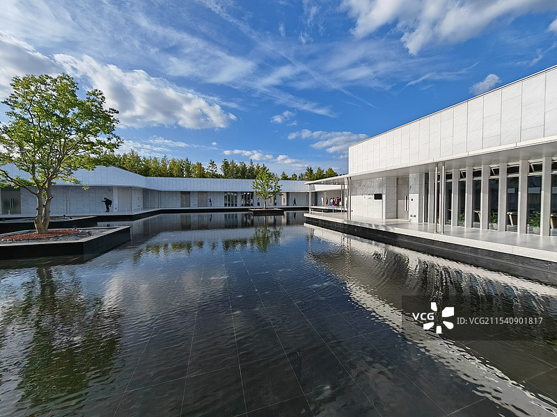 上海奉贤新城地标性建筑，言子书院图片素材