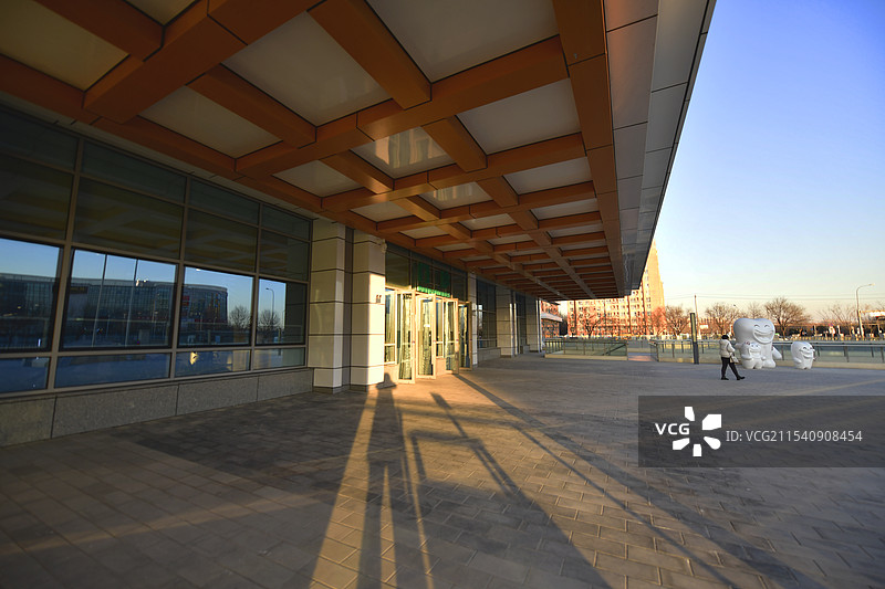 北京口腔医院主院区，新建主院区位于北京市丰台区樊家村路9号，是一座绿色、智慧、人文的现代化口腔医院图片素材