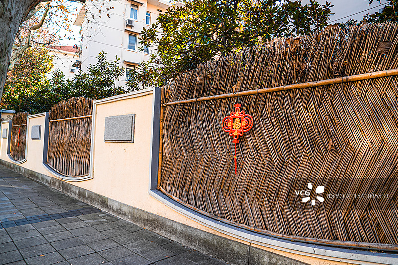 春节氛围 灯笼 中国结 上海街头 衡复风貌区 衡山路 街景图片素材