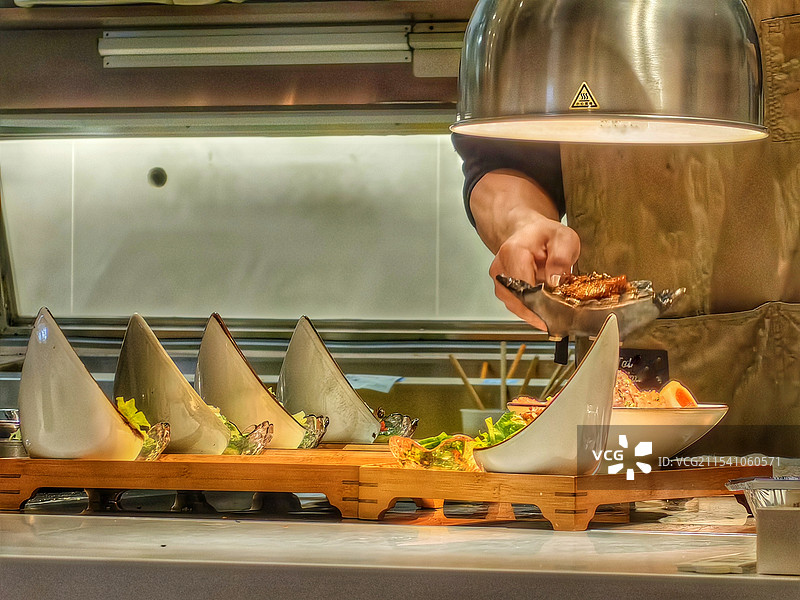 餐饮店出餐口出菜口图片素材
