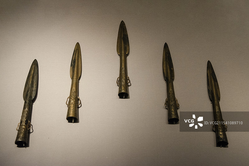 铜制枪矛头-现藏于四川博物院图片素材