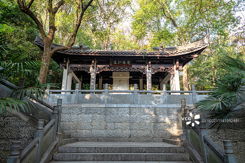 江苏省镇江北固山风景区的秋天风光图片素材