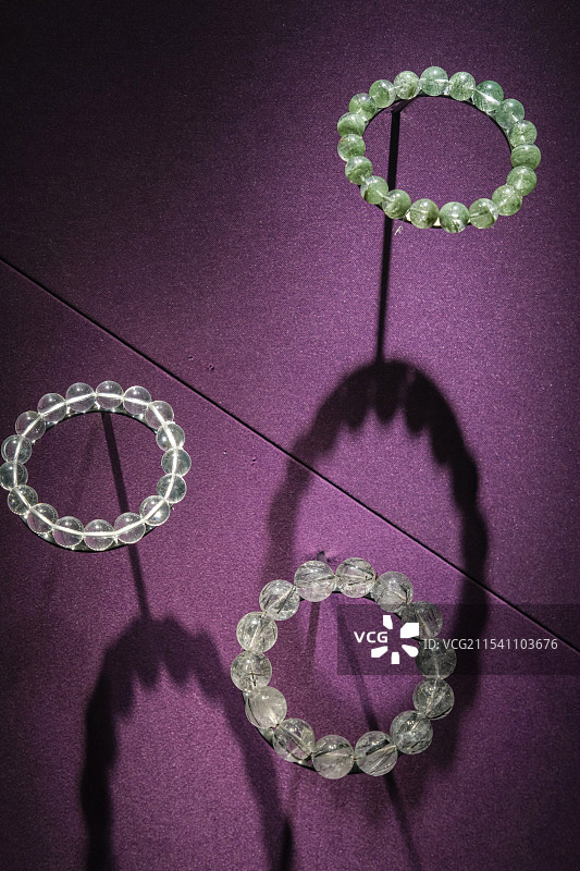 绿幽灵（水晶） 山东博物馆“晶·彩-探寻神奇的矿物世界”展图片素材