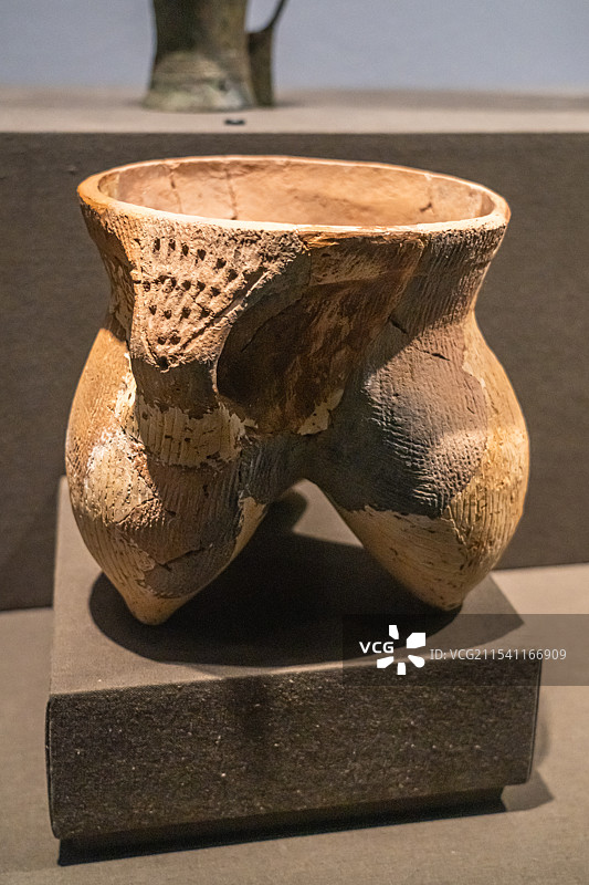 袋足陶鬲（商）陕西历史博物馆藏 咸阳市长武县碾子坡遗址出土图片素材