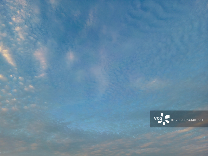 云南七彩天空航拍图片素材