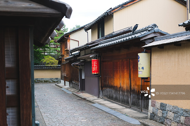日本金泽市长町武家宅邸旧址江户时代日本武士的传统居所图片素材