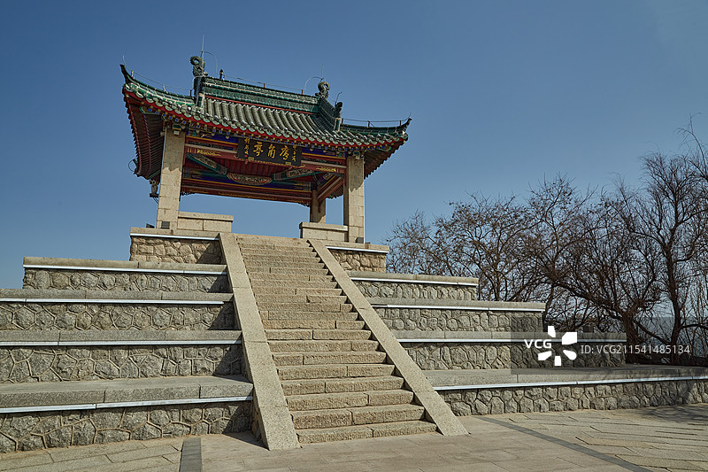 河北省秦皇岛市北戴河风景名胜区鸽子窝公园鹰角亭图片素材