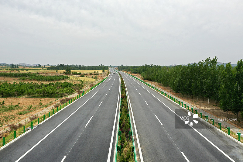 航拍高速公路，公路图片素材