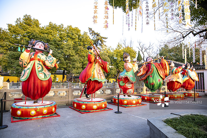 卡通大唐宫女灯笼图片素材